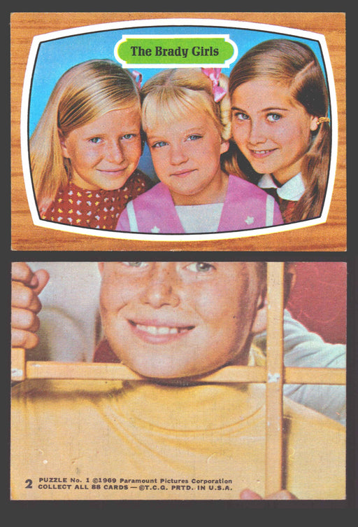 1971 The Brady Bunch Topps Vintage Trading Card You Pick Singles #1-#88 # 2 The Brady Girls - TvMovieCards.com