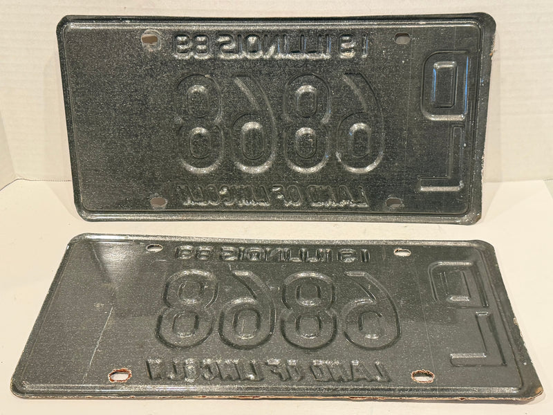 1989 Illinois Automobile Motorcycle Dealer Dealership License Plate DL 6868 - TvMovieCards.com