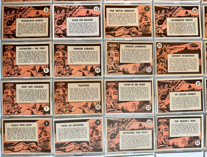 1966 Lost In Space Complete 55 Gum Trading Card Set Topps   - TvMovieCards.com