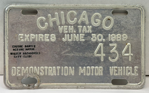 1989 Chicago Illinois Tax Tag Demonstration Motor Vehicle License Plate   - TvMovieCards.com