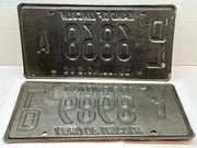 1986 Illinois Automobile Motorcycle Dealer Dealership License Plate DL 6868A   - TvMovieCards.com