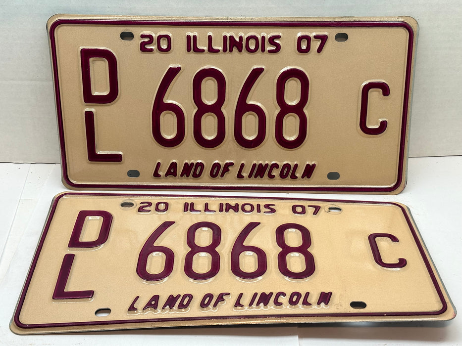 2007 Illinois Automobile Motorcycle Dealer Dealership License Plate DL 6868C   - TvMovieCards.com