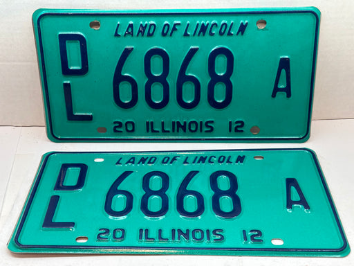 2012 Illinois Automobile Motorcycle Dealer Dealership License Plate DL 6868A   - TvMovieCards.com