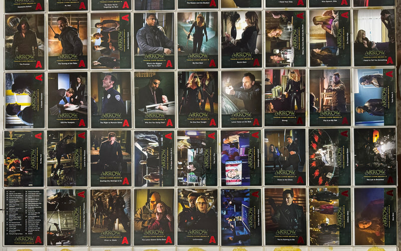 2015 Arrow Season 2 Red Foil Stamp Parallel Base Chase Card Set 72 Cards - TvMovieCards.com