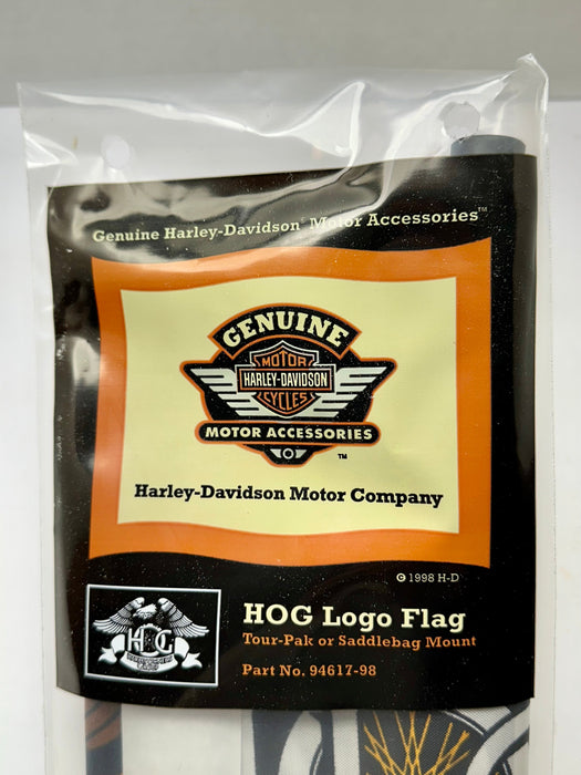 1998 Harley Davidson Genuine Motorcycle Hog Logo Flag Tour-Pak Mount 94617-98   - TvMovieCards.com