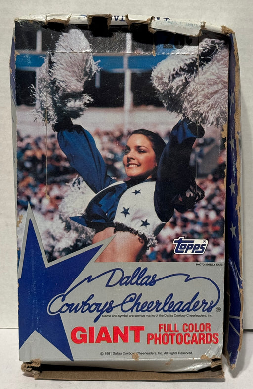 1996 Dallas Cowboy Cheerleaders Giant Photocards Trading Card Box Topps   - TvMovieCards.com