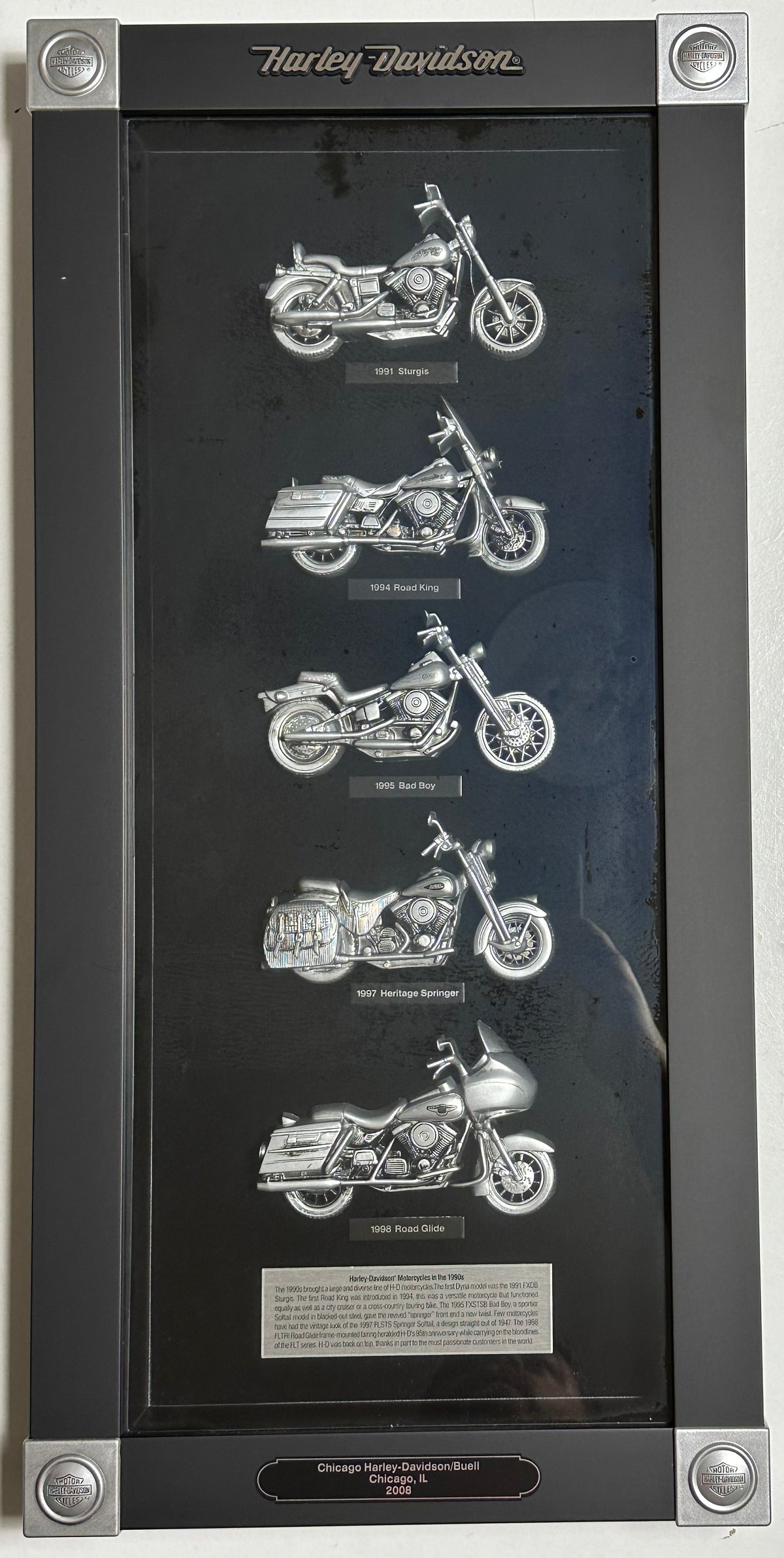 ハーレーダビッドソン　シャドーボックス 2008 Harley Davidson Motorcycles of the 1990s Pewter Shadowbox