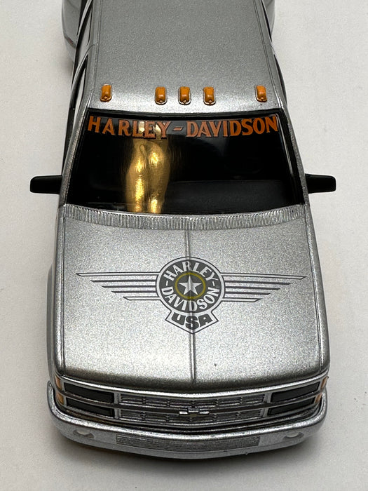 Harley Davidson "On the Road" Chevy Crew Cab Dualie Pick-up w/Fat Boy 1:25 NIB   - TvMovieCards.com