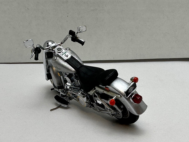Harley Davidson "On the Road" Chevy Crew Cab Dualie Pick-up w/Fat Boy 1:25 NIB   - TvMovieCards.com