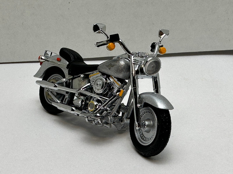 Harley Davidson "On the Road" Chevy Crew Cab Dualie Pick-up w/Fat Boy 1:25 NIB   - TvMovieCards.com
