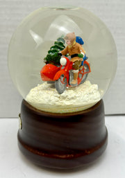 1993 Harley Davidson Snow Globe "Home With The Tree"  Original Box 99418-94Z   - TvMovieCards.com