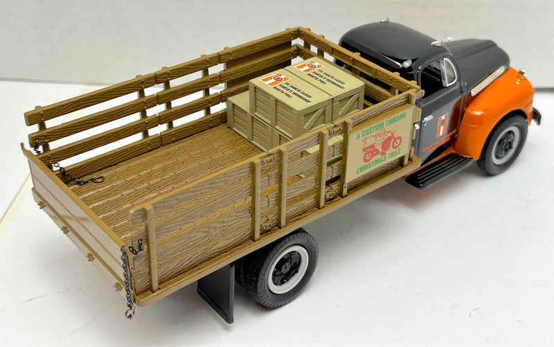 1st First Gear 1/34 1951 Ford F-6 Full Rack Stake Truck Custom Chrome - 18-1161   - TvMovieCards.com