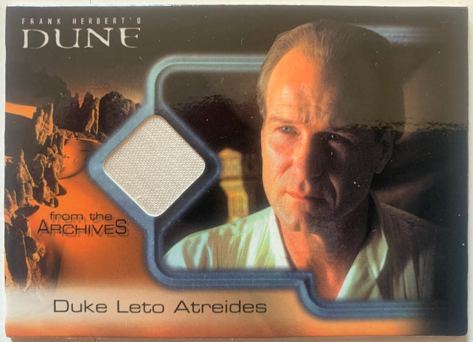 Dune Miniseries Commemorative William Hurt as Duke leto Atreides C1 Costume Card - TvMovieCards.com