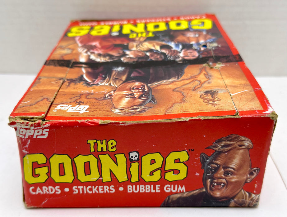 1985 Topps The Goonies Movie Vintage FULL 36 Pack Trading Card Wax Box   - TvMovieCards.com