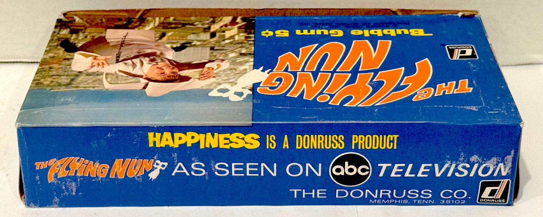 1968 Donruss The Flying Nun Trading Card Wax Box FULL 24 Packs Sally Field - TvMovieCards.com