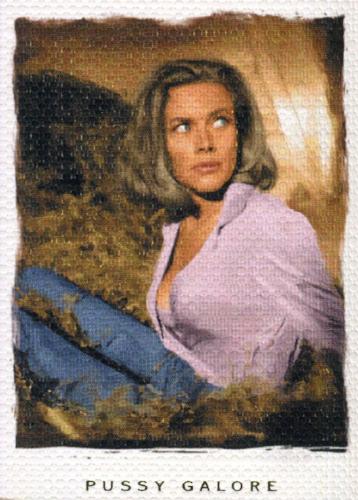 James Bond Dangerous Liaisons Art & Images of 007 Chase Card #3 298/375 - TvMovieCards.com
