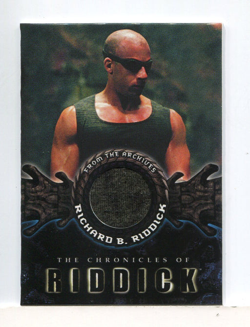 Chronicles of Riddick Vin Diesel as Riddick Costume Card F1 Rittenhouse 2004   - TvMovieCards.com