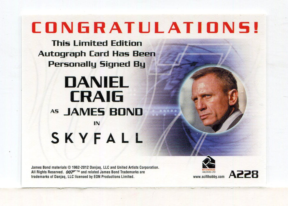 James Bond Autographs & Relics Daniel Craig Autograph Card A228   - TvMovieCards.com