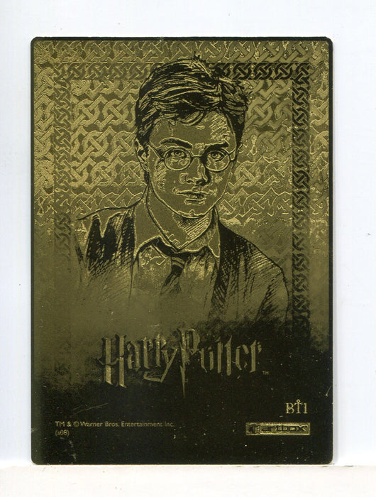 The World of Harry Potter 3D 2 Metal Box Topper Chase Card Harry BT1   - TvMovieCards.com