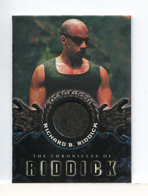 Chronicles of Riddick Vin Diesel as Riddick Costume Card F1 Rittenhouse 2004   - TvMovieCards.com