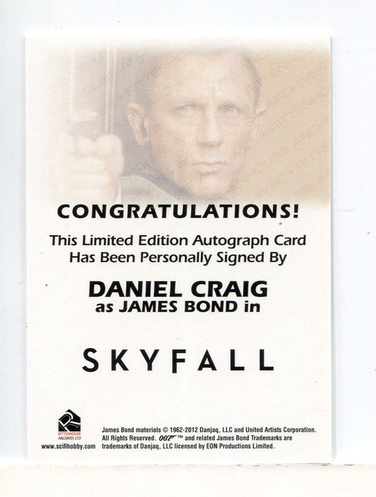 James Bond Archives 2014 Edition Daniel Craig Autograph Card   - TvMovieCards.com