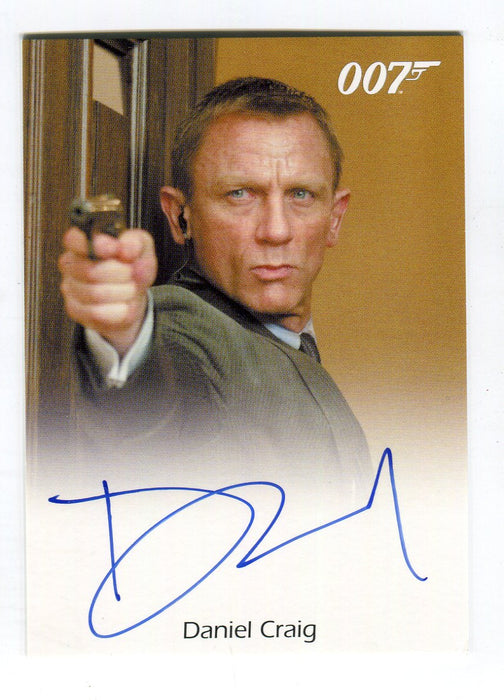 James Bond Archives 2014 Edition Daniel Craig Autograph Card   - TvMovieCards.com