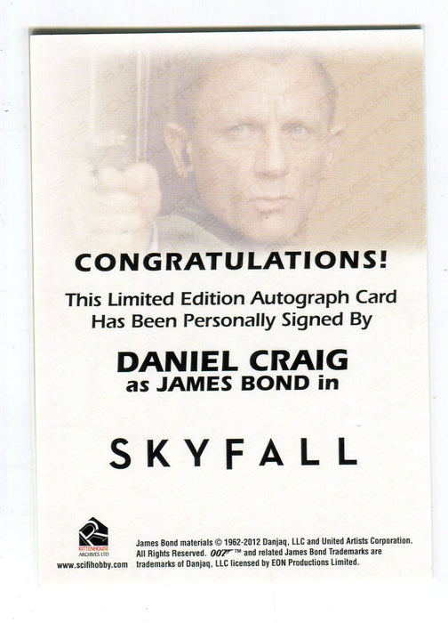 James Bond Archives 2014 Edition Daniel Craig Autograph Card   - TvMovieCards.com