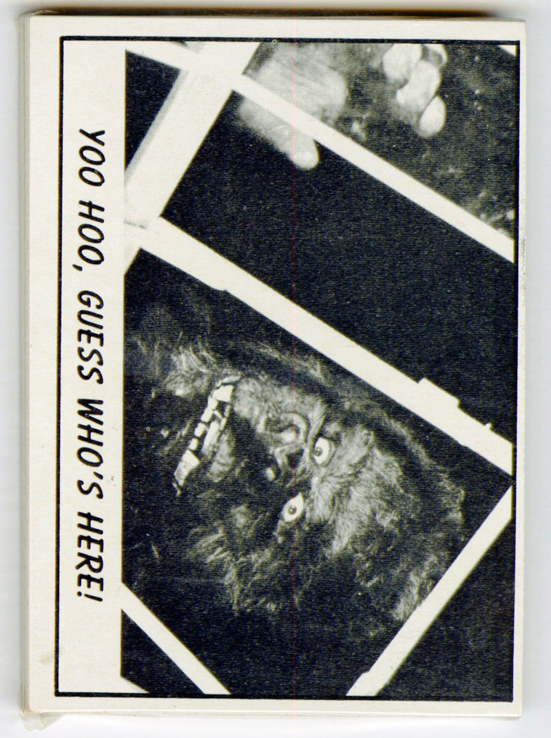 1966 Monster Laffs Sealed Cello Trading Card Pack Topps #51 & #10 - TvMovieCards.com
