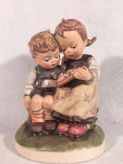 1956 Goebel Hummel Figurine TMK6 #346 "The Smart Little Sister" 4.5" Tall   - TvMovieCards.com