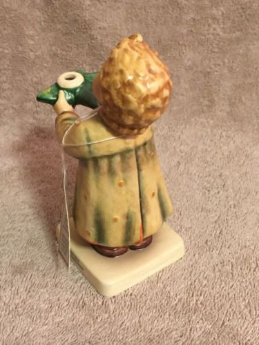 Goebel Hummel Figurine #439 "Gentle Glow" TMK6 Germany 5.25" Excellent Condition   - TvMovieCards.com