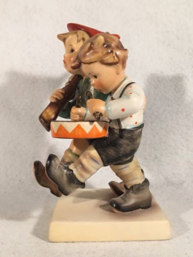 Goebel Hummel Figurine TMK5 #50 2/0 "Volunteers" 5.5" Tall   - TvMovieCards.com