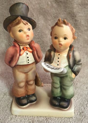Goebel Hummel Figurine TMK7 130 "Duet" 4.75" Final Issue A   - TvMovieCards.com