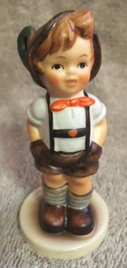 Goebel Hummel Figurine TMK7 630 "For Keeps" Hummel Club 3.5"   - TvMovieCards.com