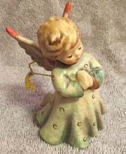 Goebel Hummel Figurine Large TMK6 484 "Peace on Earth" 1990 Ornament   - TvMovieCards.com