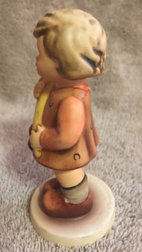 Goebel Hummel Figurine TMK7 549 3/0 "A Sweet Offering" Hummel Club 3.5"   - TvMovieCards.com