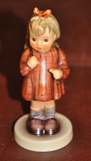 Goebel Hummel Figurine #488 "What's That?"  TMK7 Germany 4.25"   - TvMovieCards.com