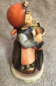 Goebel Hummel Figurine TMK6 350 "On Holiday" 4.25"   - TvMovieCards.com