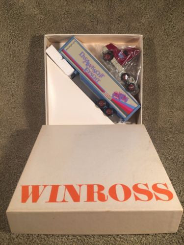 Winross Diecast 1/64 Scale Model Truck 1990 Dasawkscht Fescht   - TvMovieCards.com