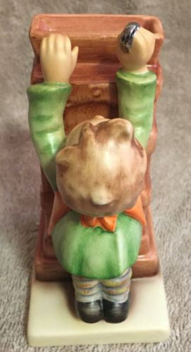 Goebel Hummel Figurine TMK7 118 "Little Thrifty" with Key 5"   - TvMovieCards.com