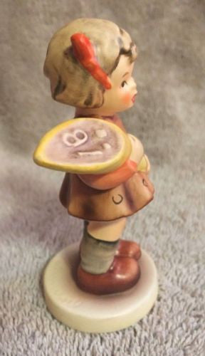 Goebel Hummel Figurine TMK7 549 3/0 "A Sweet Offering" Hummel Club 3.5"   - TvMovieCards.com
