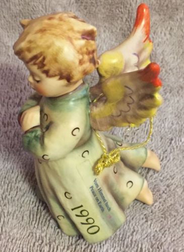 Goebel Hummel Figurine Large TMK6 484 "Peace on Earth" 1990 Ornament   - TvMovieCards.com