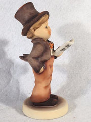 Goebel Hummel Figurine TMK5 #311 "Street Singer" 5.25"   - TvMovieCards.com