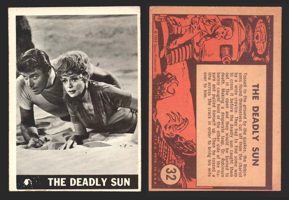 1966 Lost In Space Topps Vintage Trading Card #1-55 You Pick Singles #	 32   The Deadly Sun  - TvMovieCards.com