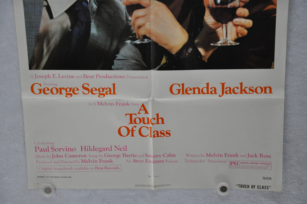 1973 A Touch of Class Original 1SH Movie Poster 27 x 41 George Segal, Glenda Jac   - TvMovieCards.com