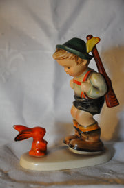 Goebel Hummel Figurine # 6/0 "Sensitive Hunter" TMK3 5"   - TvMovieCards.com