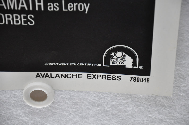 1979 Avalanche Express Original 1SH Movie Poster 27 x 41 Lee Marvin, Robert Shaw   - TvMovieCards.com