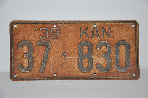 1939 Kansas License Plate # 37-830 Washington County Car Man Cave Chevy Ford   - TvMovieCards.com