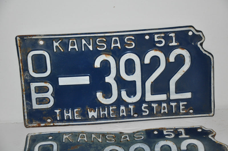 1951 Kansas License Plate Pair # OB-3922 Osbourne County Car Tag Man Cave Chevy   - TvMovieCards.com