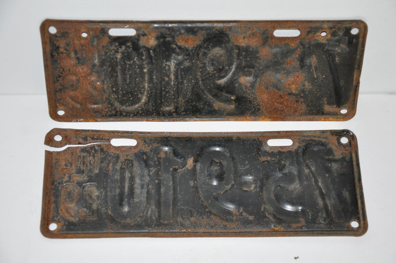 1929 Illinois License Plate Pair #75-910 Passenger Car Original Tag YOM Rat Rod   - TvMovieCards.com