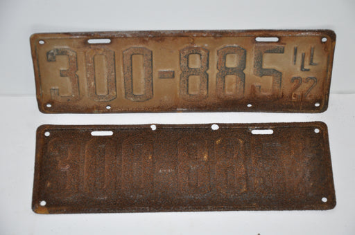 1922 Illinois License Plate Pair #300-885 Passenger Car Original Tag YOM Rat Rod   - TvMovieCards.com